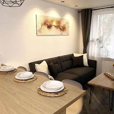Gape Apartment Limbazi Exteriör bild